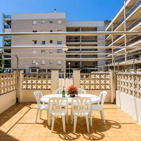 Apartment Cala Daurada 1 *